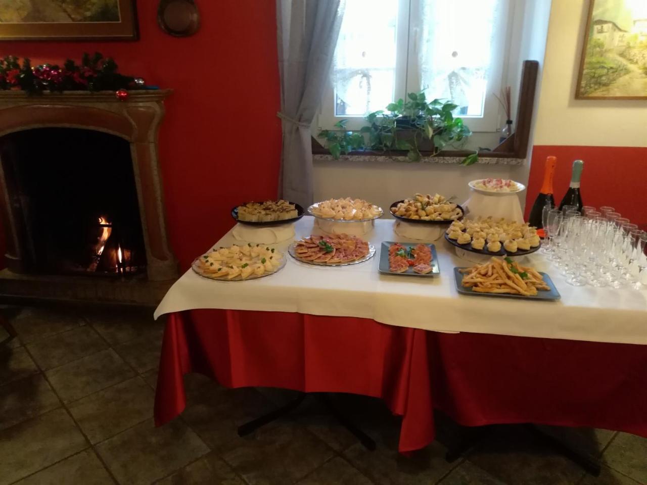Albergo Ristorante Coppa Dazio Exteriör bild